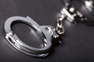 大资本优配 私挖地下室致楼栋30余户房屋开裂 安徽霍山一业主已被逮捕